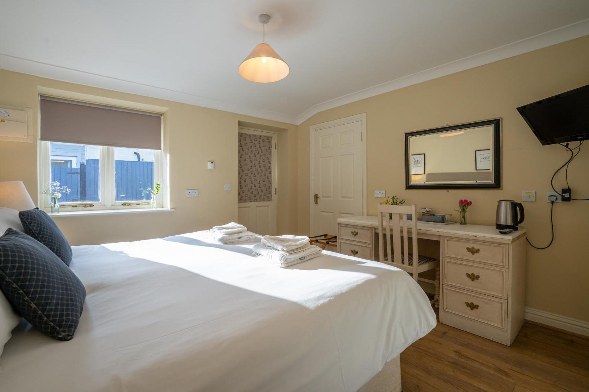 The Bedingfeld Arms Hotel Oxborough Bilik gambar